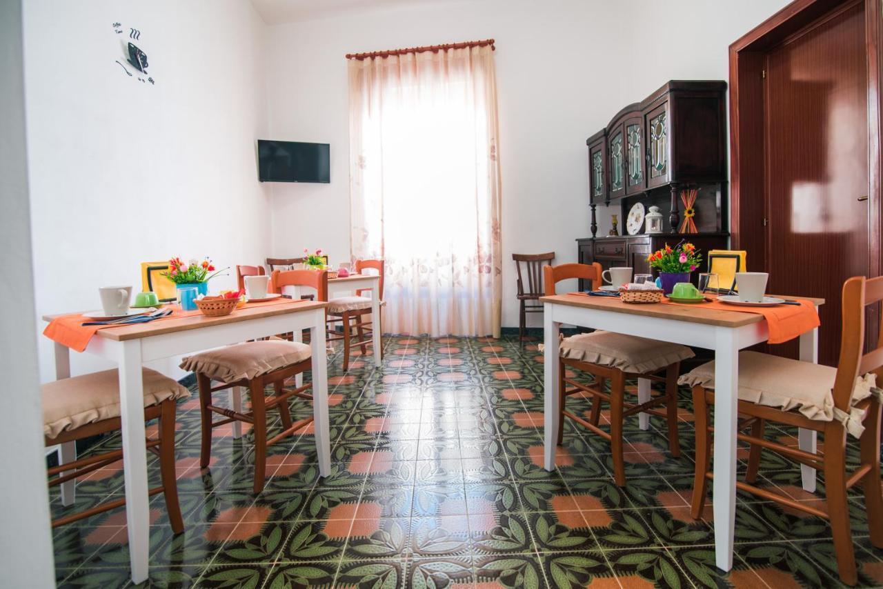 B&B U Prufissuri Avola Bagian luar foto