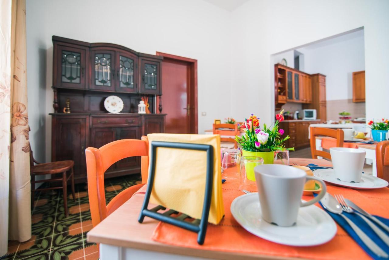 B&B U Prufissuri Avola Bagian luar foto